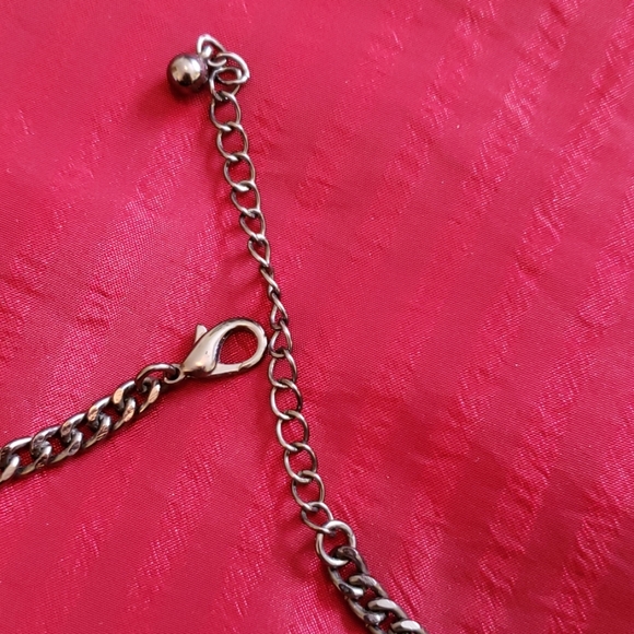 Necklace - Picture 4 of 4